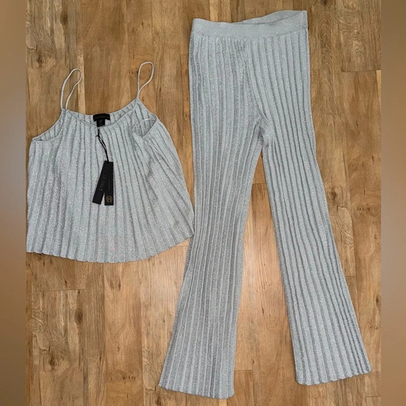 HOUSE OF HARLOW 1960 2 PIECE PANT SET SILVER SHIMMER SIZE M HOLIDAYS DRESSY NWT - Picture 1 of 9